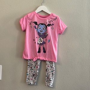 Disney Vampirina outfit